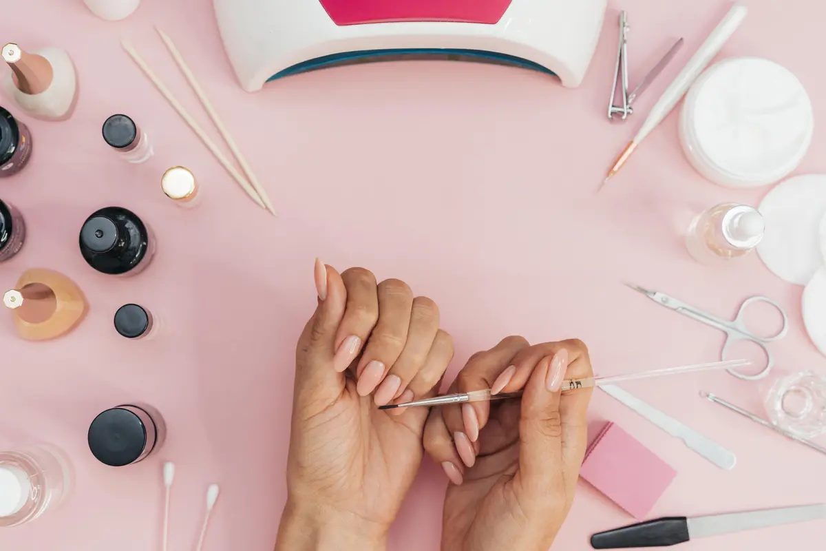 Merawat Kuku dari Nail Art dengan Mudah dan Aman (Freepik)