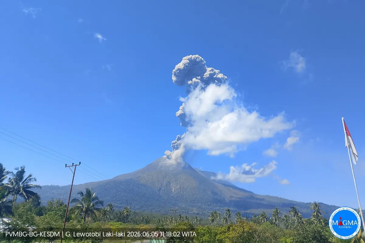 Gunung Lewotobi Laki-Laki