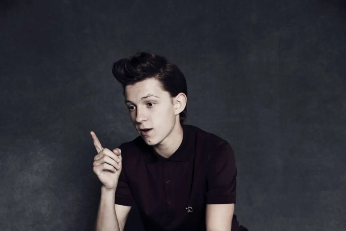 [Bintang] Tom Holland