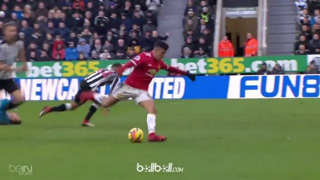 VIDEO: Seorang Sanchez Sia-siakan Gawang Kosong