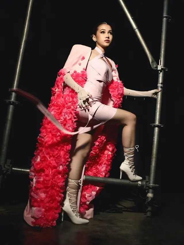 Sandrinna Michelle (Instagram/sandrinna_11)