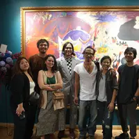 Eksibisi solo yang menamapailkan karna seniman Alipjon.