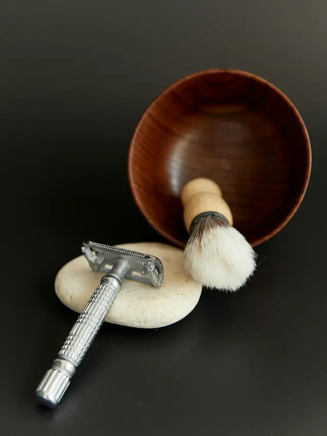 Hindari Kebiasaan Mencukur dengan Kasar