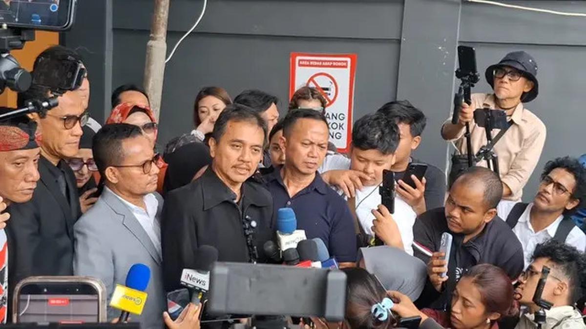 Roy Suryo Minta Hakim Nyatakan Penangkapannya Tak Sah