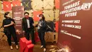 (ki-ka) Head of Group Strategic Marcomm PT. Bank DBS Indonesia Mona Monika, Executive Director Indonesia Political Indicator Burhanuddin Muhtadi dan Vice Chairman of Indonesia Chamber of Commerce & Industry Shinta kamdani berbincang di sela-sela DBS Asian Insights Conference 2022 di Jakarta.