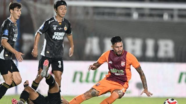 Borneo FC Vs Semen Padang, Mariano Peralta