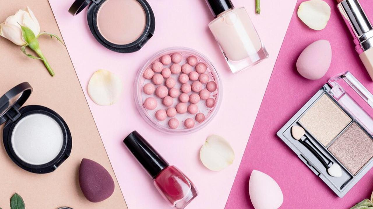 6 Tips Makeup Wudhu Friendly, Tampil Cantik Tanpa Mengganggu Ibadah