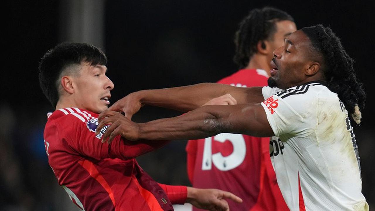 Resmi! MU Umumkan Lisandro Martinez Terkena Cedera ACL, Sudah Tidak Bisa Main Lagi di Sisa Musim 2024/25?