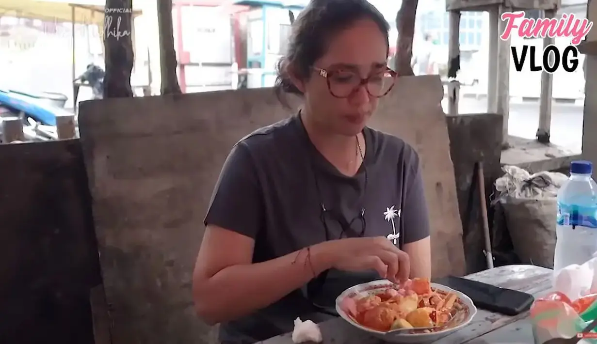 Ussy Sulistiawaty (Youtube/Ussy Andhika Official)