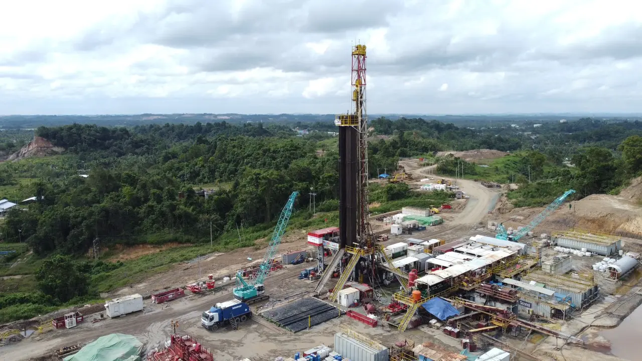 Pertamina Hulu Indonesia berhasil mengebor Sumur Helios D-1 yang merupakan sumur eksplorasi ke 2 dari 4 sumur komitmen pasti PT Pertamina Hulu Sanga Sanga (PHSS), bagian dari Zona 9 Regional Kalimantan Subholding Upstream. (Dok PHI)