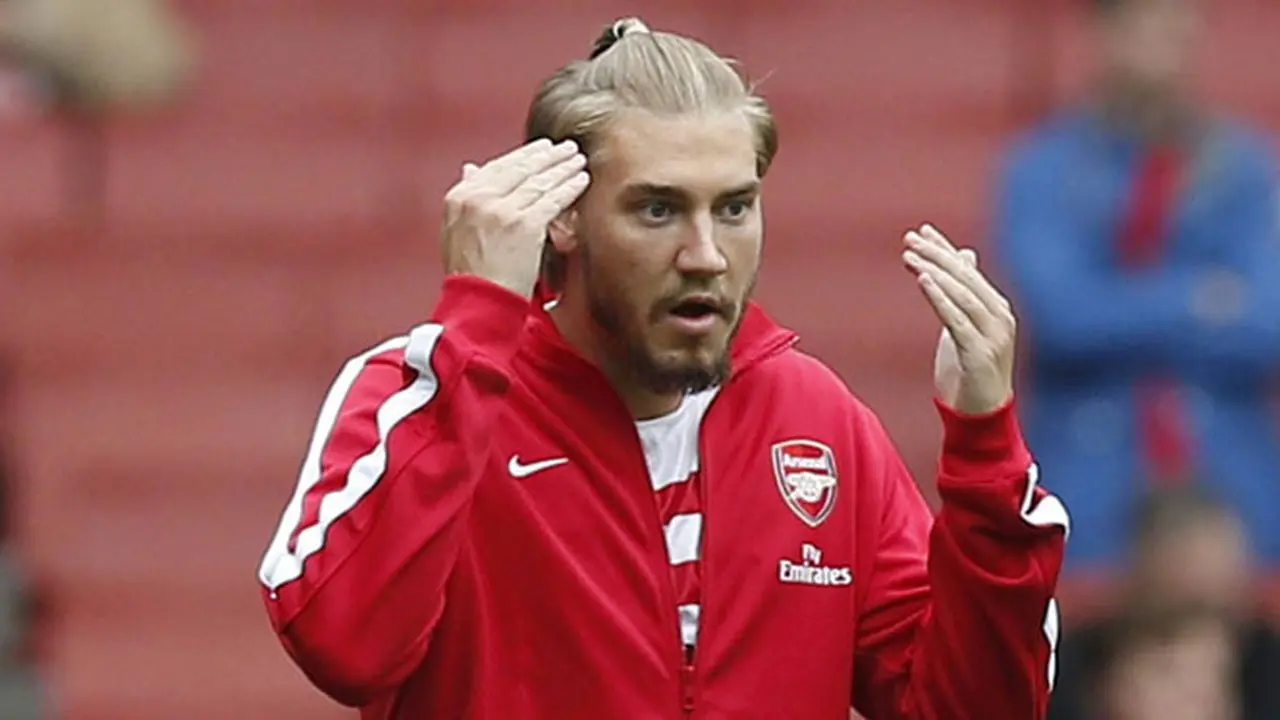 bendtner-131126c.jpg