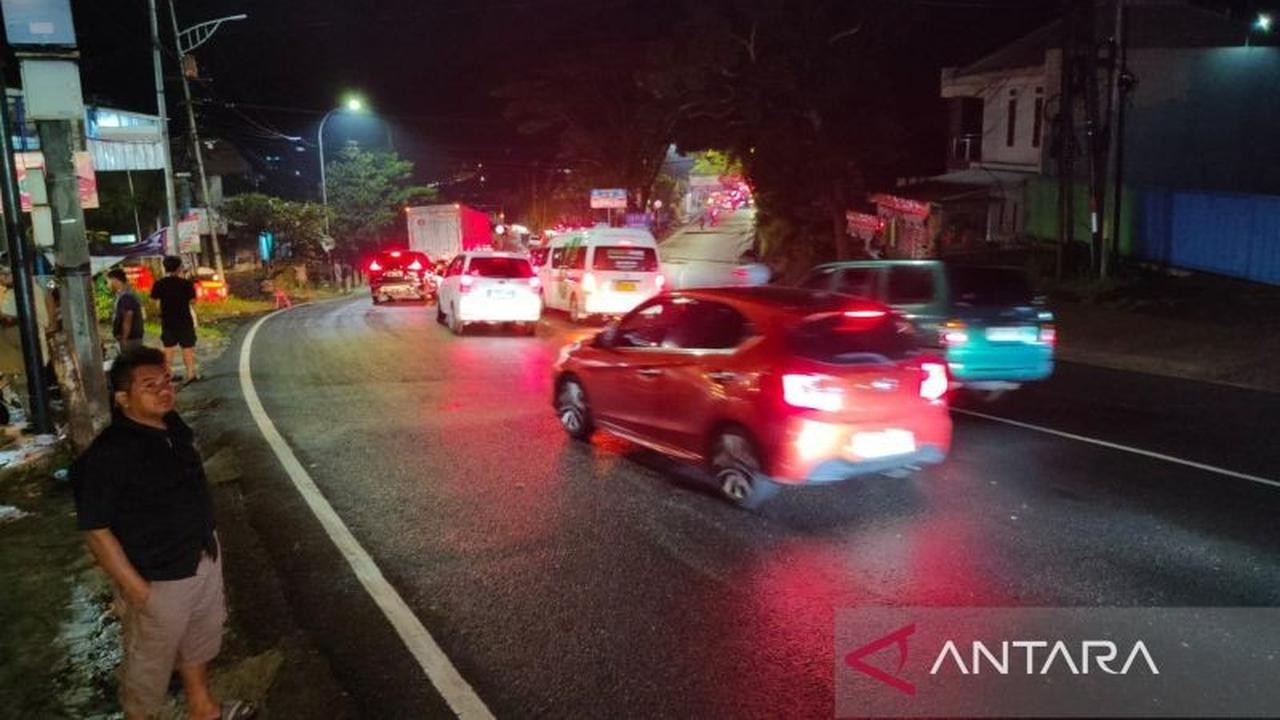 Kepadatan Jalur Nagreg Terus Berlanjut, Arus Mudik dan Wisata Bercampur Jelang Lebaran 2026