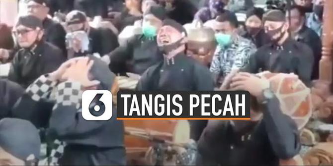 VIDEO: Viral Tangis Pecah di Pemakaman Ki Seno Nugroho