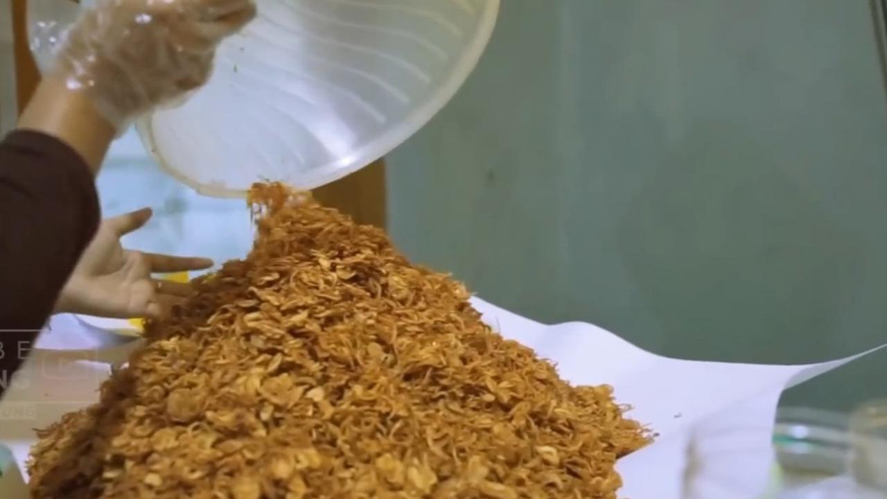 Bawang goreng produksi Anik