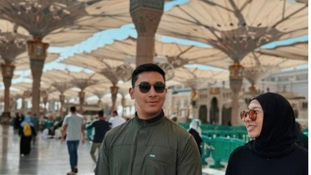 Potret Darma dengan Adiknya