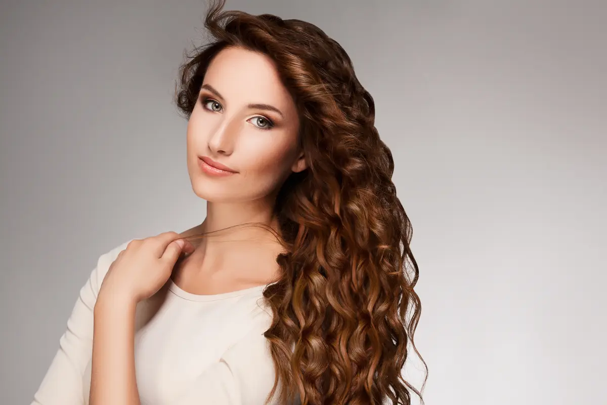 Pemilik Rambut Keriting, Jangan Lakukan 7 Hal Ini!