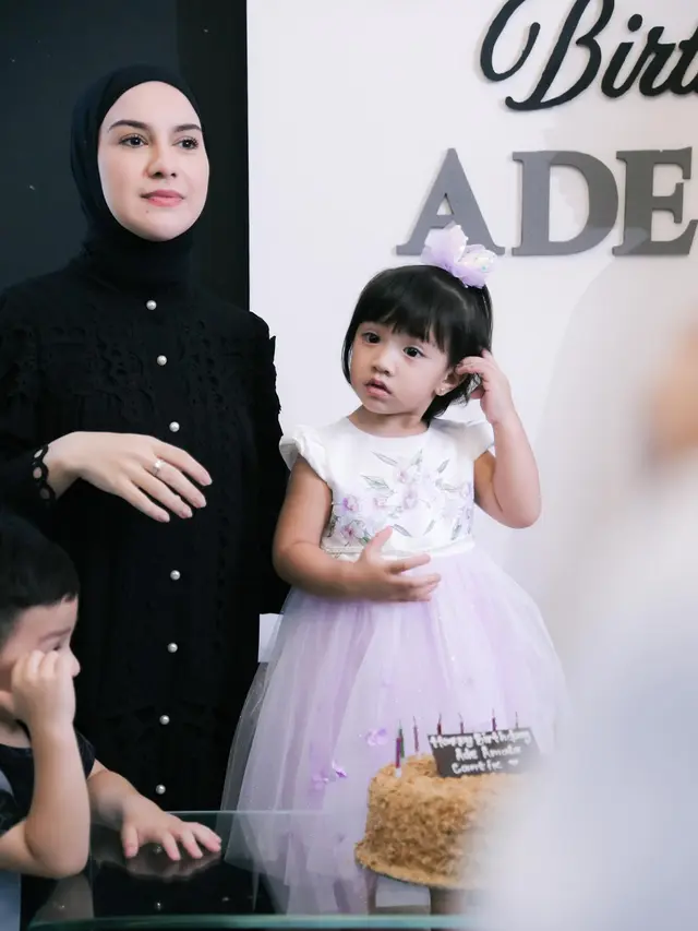 7 Potret Irish Bella Rayakan Ultah Putrinya ke-2, Kini Makin Lucu dan Menggemaskan
