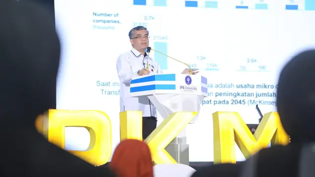 Menaker Dorong Mahasiswa Baru IPB Kuasai Multi Kompetensi dan Pemikiran Maju