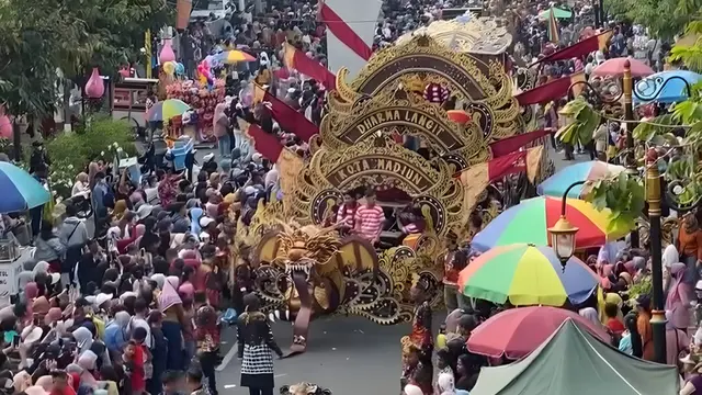Meriah! Madiun Carnival 2025 jadi Magnet Ribuan Warga, Angkat Budaya Lokal dan Gerakkan Ekonomi