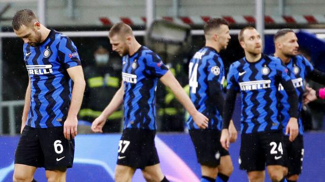 FOTO: Wajah Kecewa Pemain Inter Milan Usai Gagal Total di Liga Champions