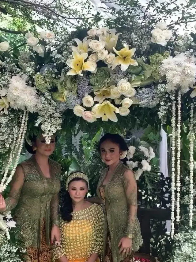 Potret Siraman Kartika Sary (sumber: instagram/yunishara36)