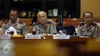 Kapolda Riau Brigjen Pol Zulkarnaen (kiri) bersama dua Mantan Kapolda Riau Irjen Pol Dolly Bambang Hermanto dan Brigjen Pol Suprianto mengikuti Rapat Panja Pengawasan Kebakaran Hutan dan Lahan, Jakarta, Kamis (27/10). (Liputan6.com/Johan Tallo)