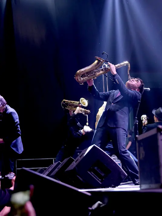 Band asal Jepang, Tokyo Ska Paradise Orchestra tampil diacara Java Jazz Festival 2016. (Andy Masela/Bintang.com)