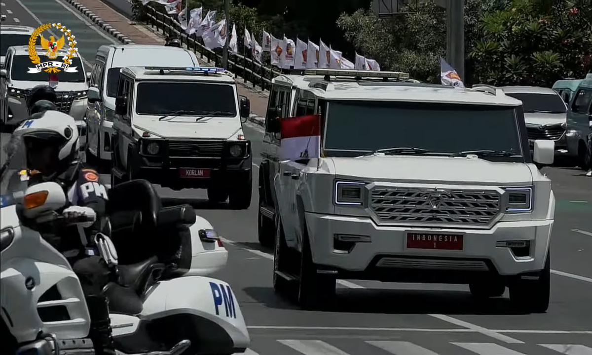 Mobil Maung Garuda yang dinaiki Prabowo Subianto