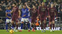Pemain Manchester City, Mateo Kovacic (tengah) merayakan golnya ke gawang Ipswich Town pada laga lanjutan Liga Inggris 2024/2025 di Portman Road, Ipswich, Inggris, Senin (20/01/2025) dini hari WIB. (AP Photo/Ian Walton)