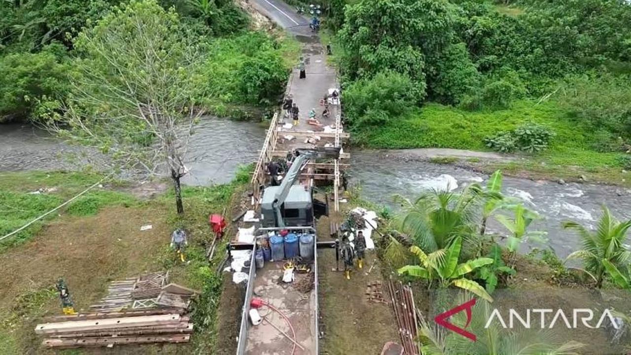 Pembangunan Jembatan Korem Wirabraja: Korem 032/Wirabraja Lanjutkan Pembangunan Tujuh Jembatan Bailey Tahap Dua di Sumatera Barat
