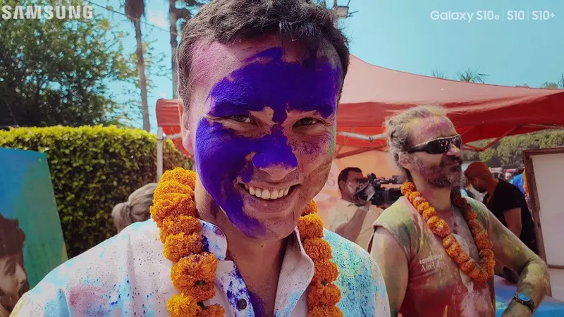 Highlight Trip Nicholas Saputra di India Bersama Samsung Galaxy S10