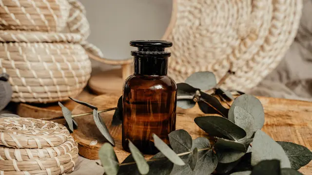 1. Menggunakan Bahan Alami dan Ramah Lingkungan