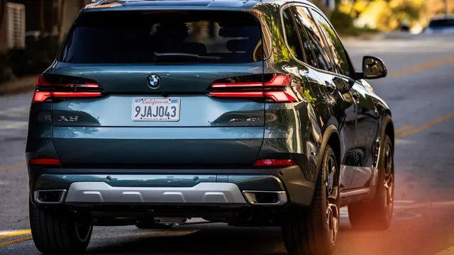 X5 dan X7 jadi tulang punggung BMW di segmen SUV premium, tapi kasus recall ini jadi pengingat pentingnya standar Keselamatan (BMW)