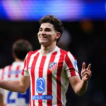 Momen selebrasi Julian Alvarez dalam laga leg pertama babak 16 besar Liga Champions antara Atletico vs Tottenham di Estadio Metropolitano, 11 Maret 2026. (AP Photo/Jose Breton)
