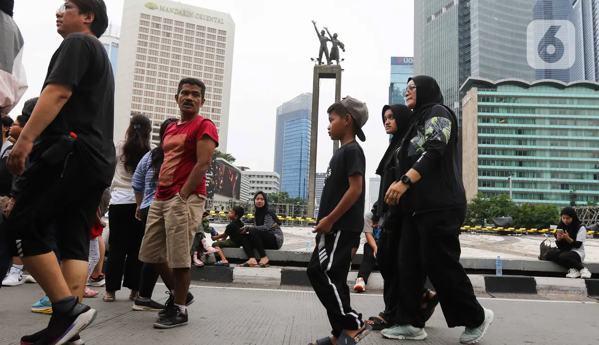 Pemerintah Provinsi DKI Jakarta tetap menggelar Hari Bebas Kendaraan Bermotor (HBKB) atau Car Free Day terakhir di tahun 2024 pada Minggu (29/12/2024). (Liputan6.com/Herman Zakharia)
