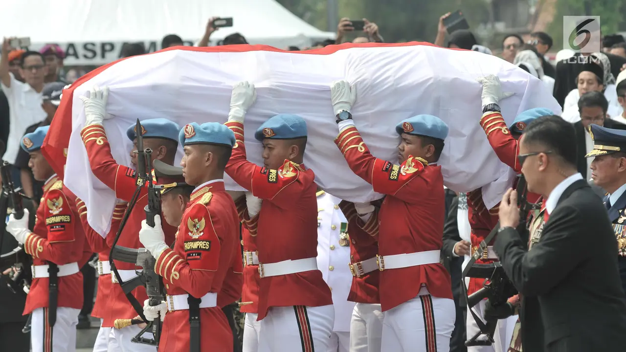 Jenazah BJ Habibie Tiba di TMP Kalibata