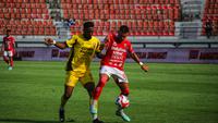 Bali United menghadapi Semen Padang dalam lanjutan pekan ke-18 BRI Super League 2025/2026 di Stadion Dipta pada Sabtu (24/1/2026). (Bola.com/Alit Binawan)