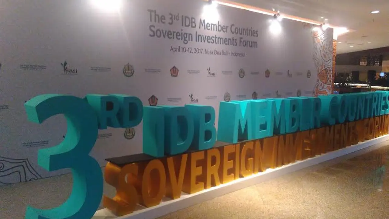 Indonesia menjadi tuan rumah acara The 3rd Islamic Development Bank Countries Sovereign Investments Forum (IDB SIF) 2017 di Bali International Convention Center (BICC), Nusa Dua Bali pada 10-12 April 2017. (Liputan6.com/Fiki Ariyanti)