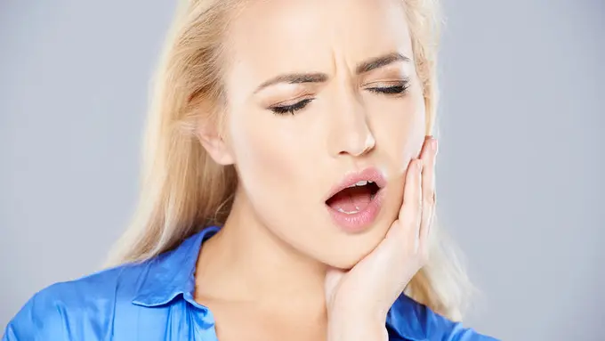 Benarkah Gigi Bermasalah Tanda Adanya Penyakit?