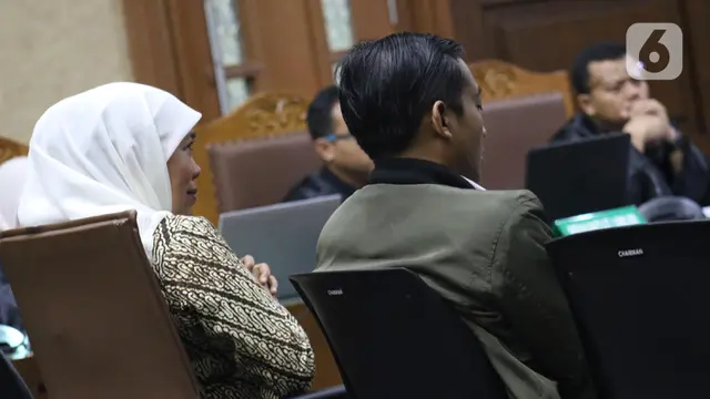 Gubernur Jawa Timur Jadi Saksi di Sidang M Romahurmuziy