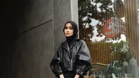 4 Trik Padu Padan Busana Hijaber Tubuh Tinggi dan Kurus, Tampil Proporsional dan Ideal