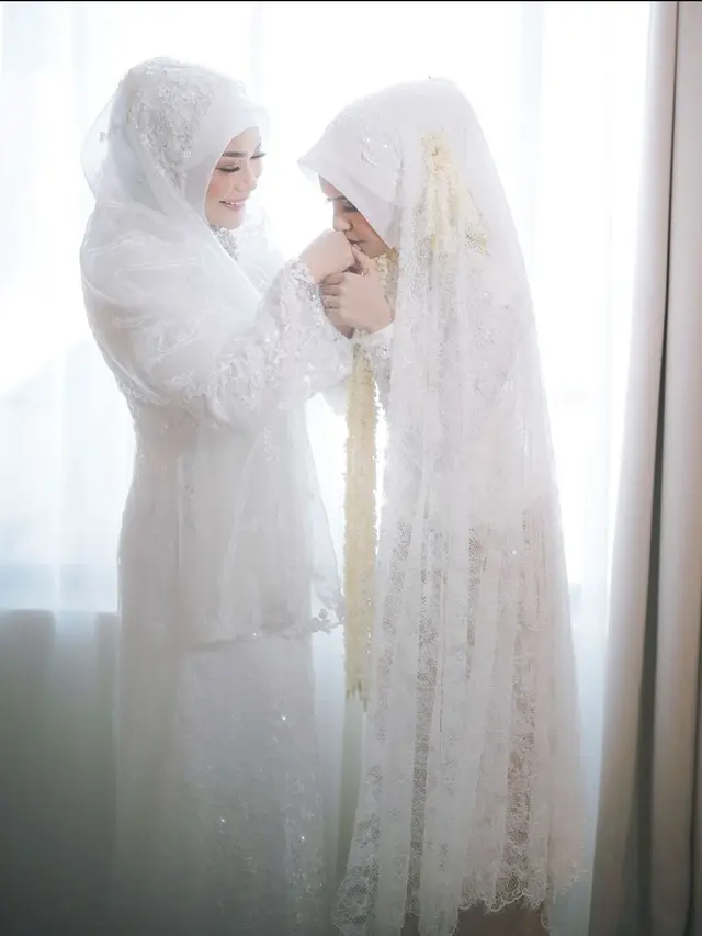 Robiatul Adawiyah Ibu Zahwa Nadhira