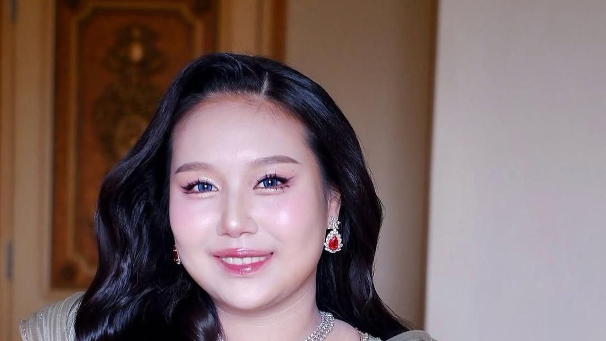 Pesona Sisca Kohl dalam Soft Douyin Makeup Look yang Bikin Pangling