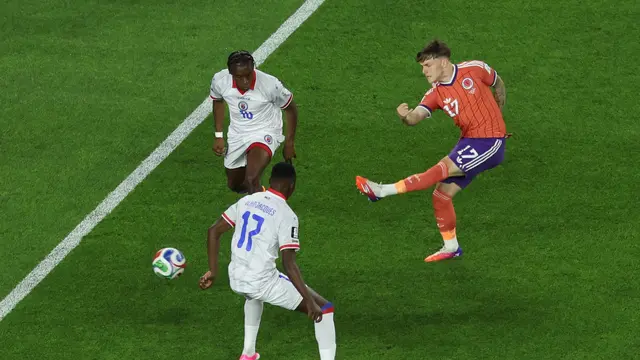 Aksi Ben Gannon-Doak (kanan) di laga Haiti vs Skotlandia di matchday 1 Grup C Piala Dunia 2026 di Boston Stadium, Amerika Serikat, Minggu (14/6/2026) pagi WIB.