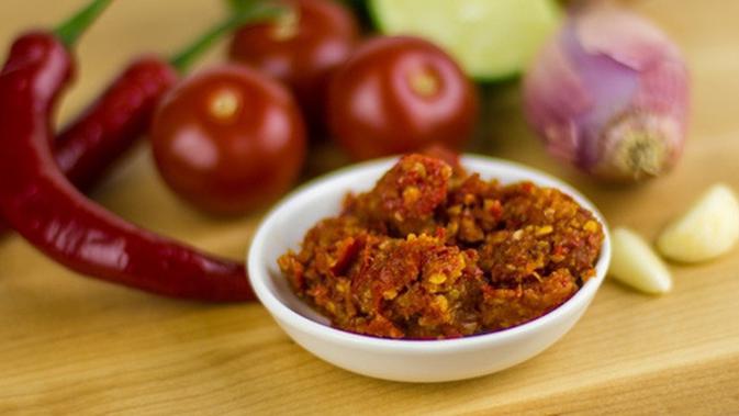 Resep  Sederhana Sambal Bajak Pedas  Gurih  Lifestyle 