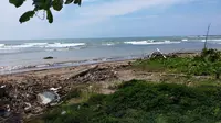 Pantai Anyer Carita Kabupaten Serang Provinsi Banten yang menjadi lokasi Tsunami Selat Sunda pada akhir tahun 2018 lalu (Liputan6.com / Nefri Inge)