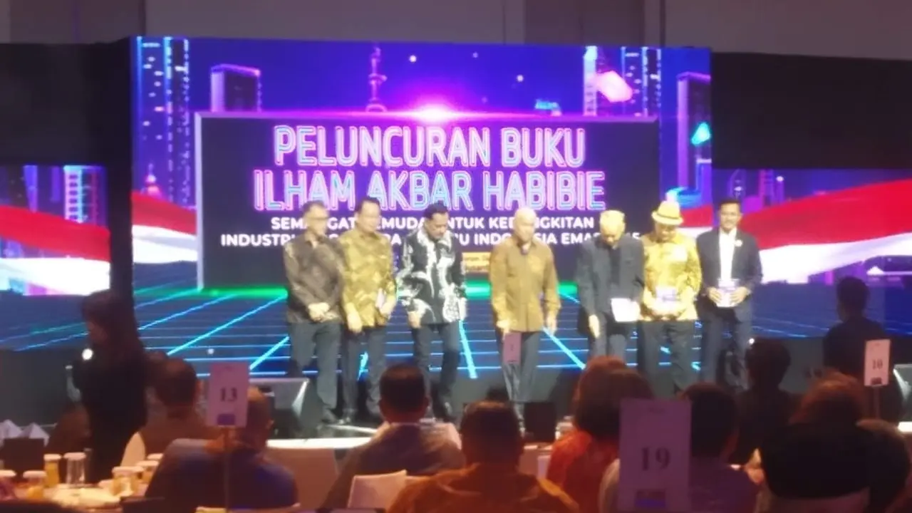 Ilham Habibie merilis buku "Kebangkitan Industri Dirgantara Menuju Indonesia Emas 2045". (Istimewa)