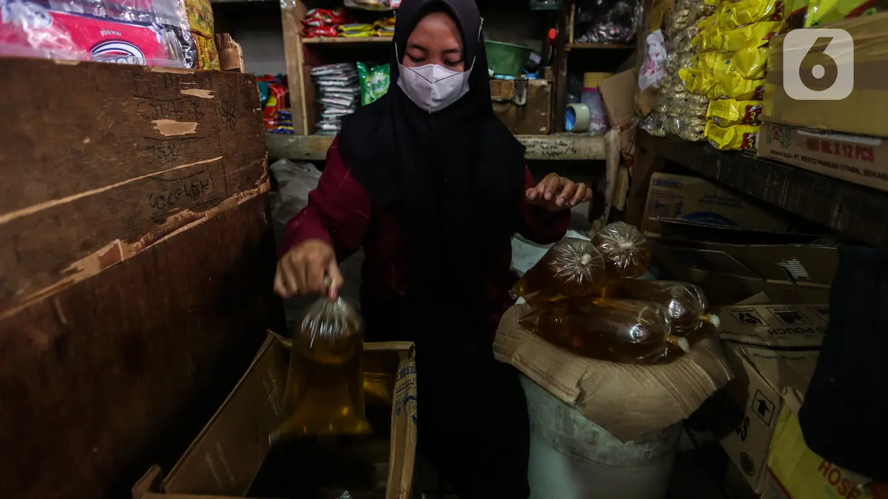 Minyak Goreng Satu Harga Rp 14.000 per Liter Berlaku