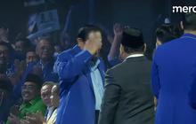 VIDEO: Riuh Prabowo dan SBY Saling Beri Hormat di Kongres Demokrat