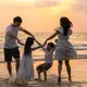 emakin banyak keluarga mencoba digital detox 24 jam saat liburan untuk mengurangi distraksi gadget dan menciptakan quality time yang lebih hangat bersama orang-orang terdekat. [Dok/freepik.com/tirachardz]